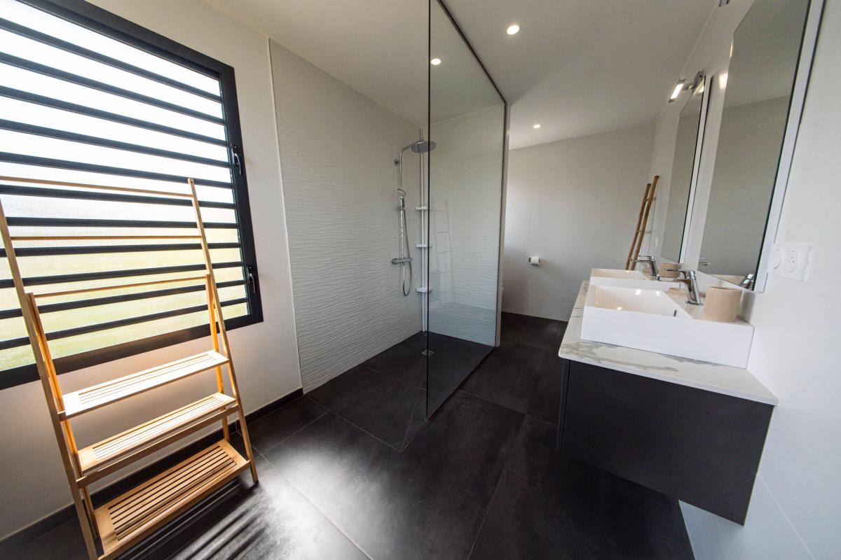 Location villa 4 chambres 8 personnes -chambre 1 sdd